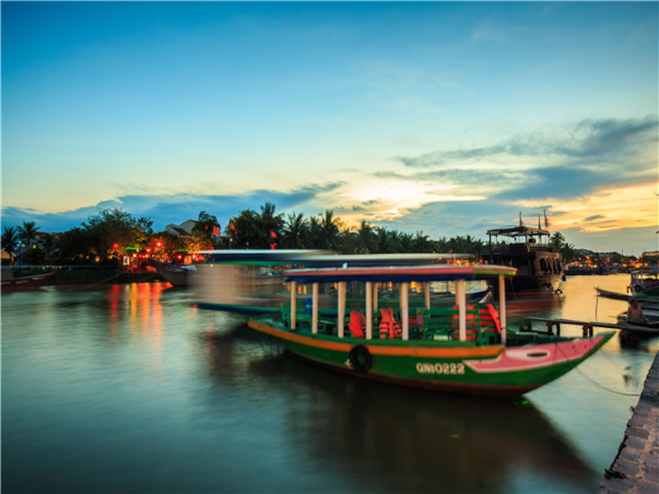 다낭/바나힐/호이안야경투어 4박6일 [미케비치 4성호텔]